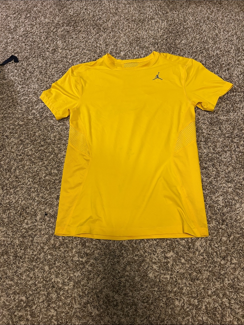 Team Issued Jordan Men’s Yellow drifit compression tee #drifit